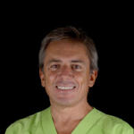 Prof. Dr. Fernando Almeida, diretor clínico das Clínicas Dentárias FA