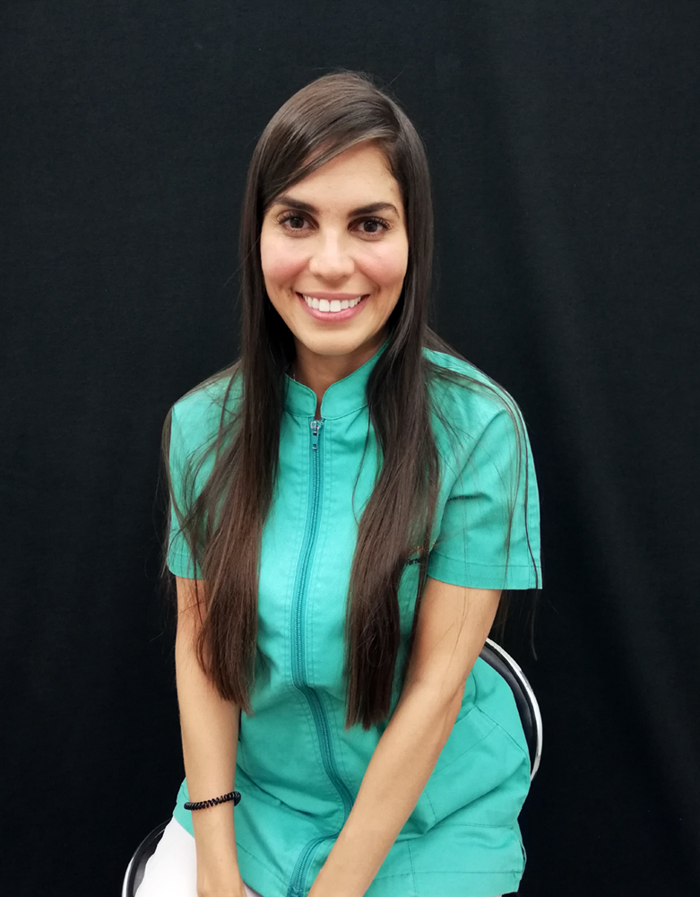 Dra. Fernanda Veloso